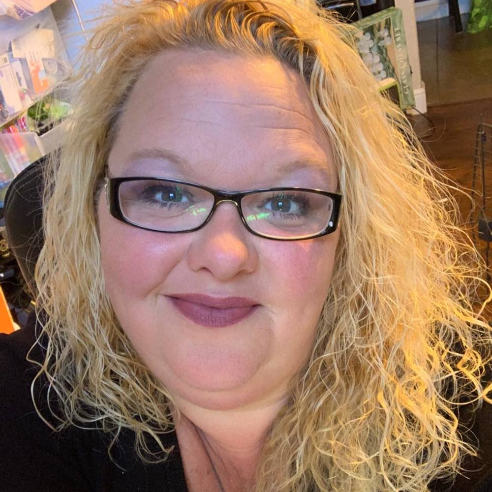 Meet your Posher, Tami